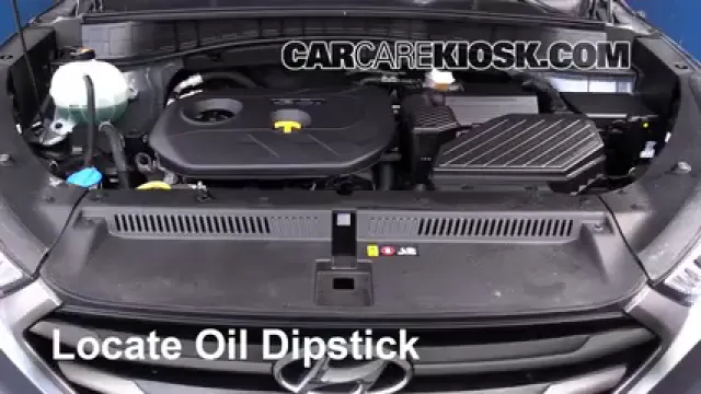 2016 Hyundai Tucson SE 2.0L 4 Cyl. Aceite Controlar nivel de aceite